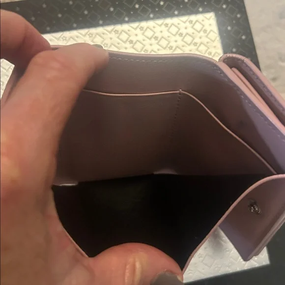 YSL Yves Saint Laurent pink leather trifold wallet - Picture 13 of 17